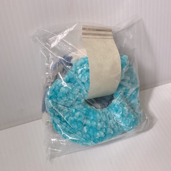 Fuzzy Chenille Scrunchies Camouflage Camo Blue Gray White and Teal NEW Set of 2 - Picture 10 of 11